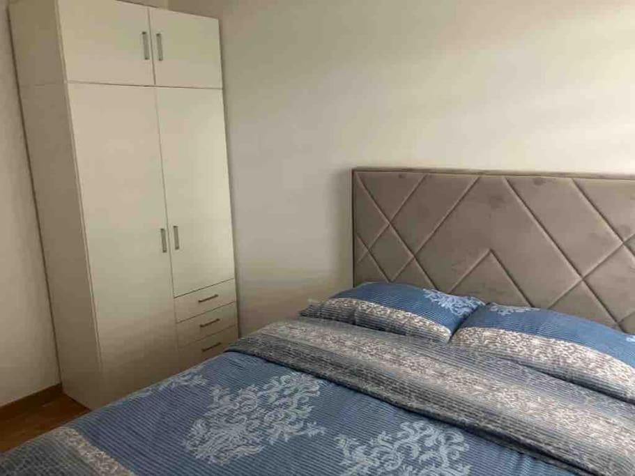 Apartman Vrbas 1 + Podzemna Garaza Banja Luka Exterior foto