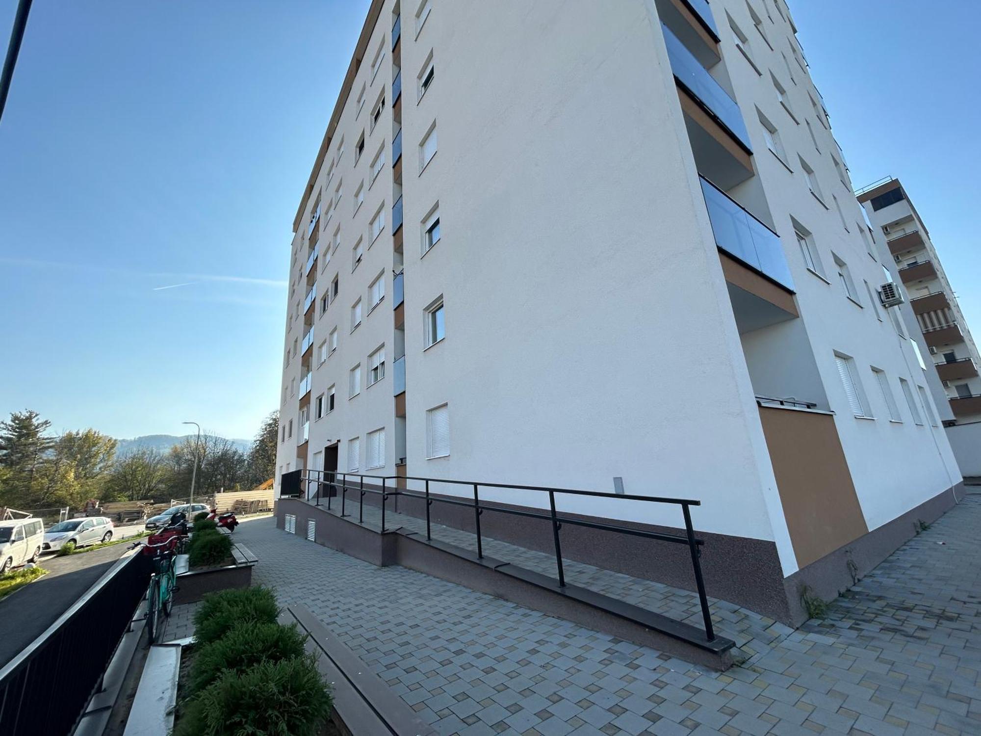 Apartman Vrbas 1 + Podzemna Garaza Banja Luka Exterior foto